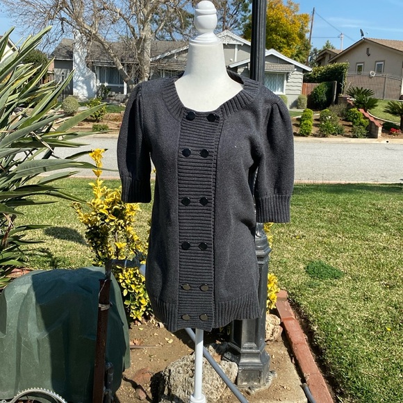 BANANA REPUBLIC GRAY SHORT SLEEVE DOUBLE BREASTED CARDIGAN SWEATER Sz M … - Picture 3 of 13